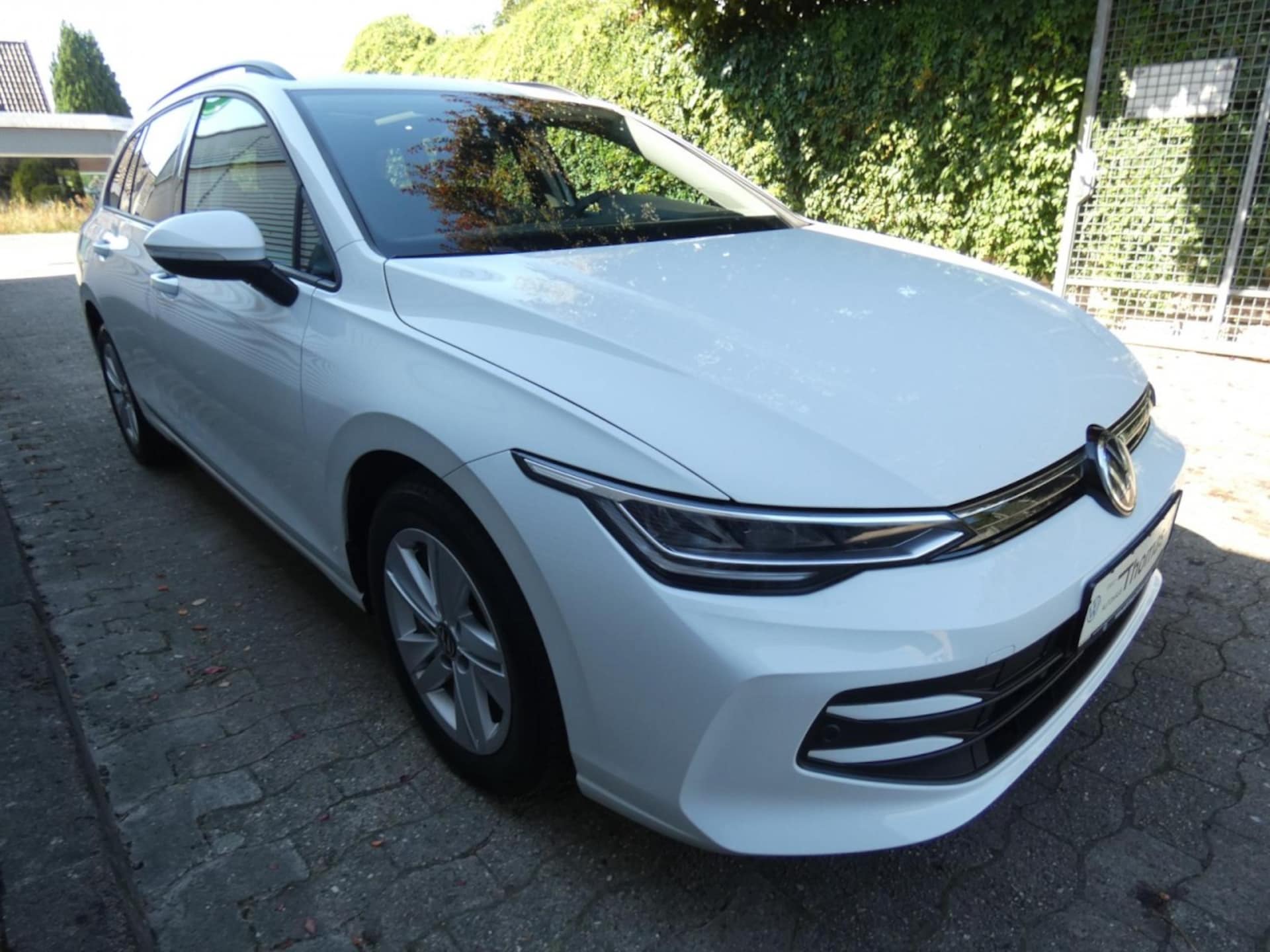 Volkswagen Golf Variant Life