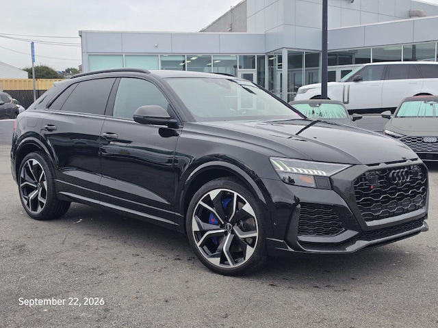 Photo of 2024 Audi RS Q8 