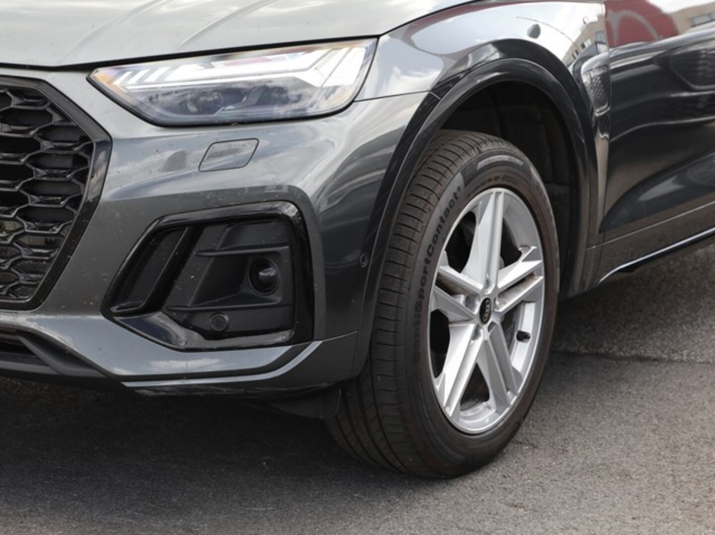 Bild über Audi Q5 Sportback 40 TFSI quattro S tronic - für weitere Informationen kontaktieren Sie den Audi Partner