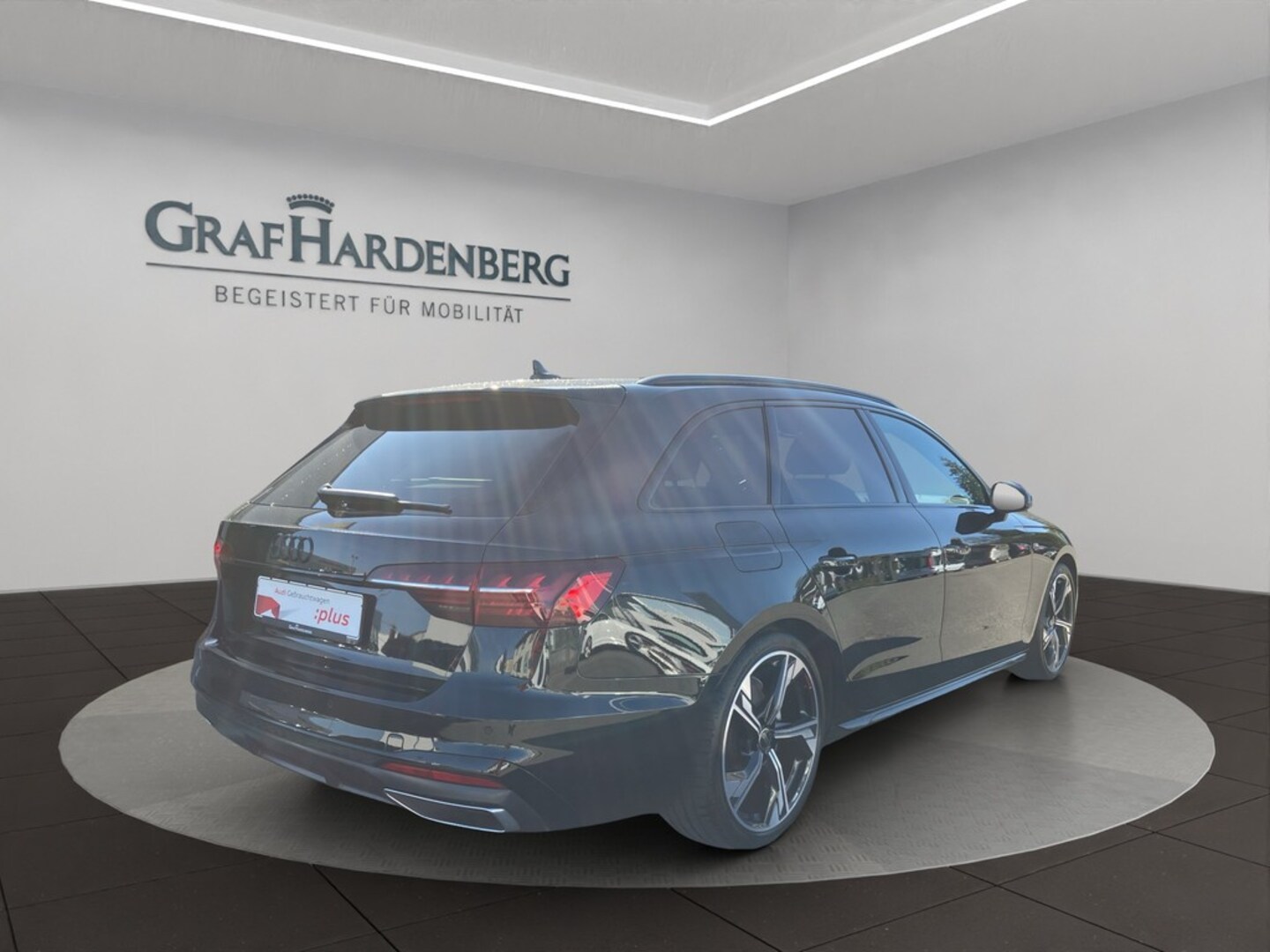 Bild über Audi A4 Avant S line 35 TFSI S tronic - für weitere Informationen kontaktieren Sie den Audi Partner