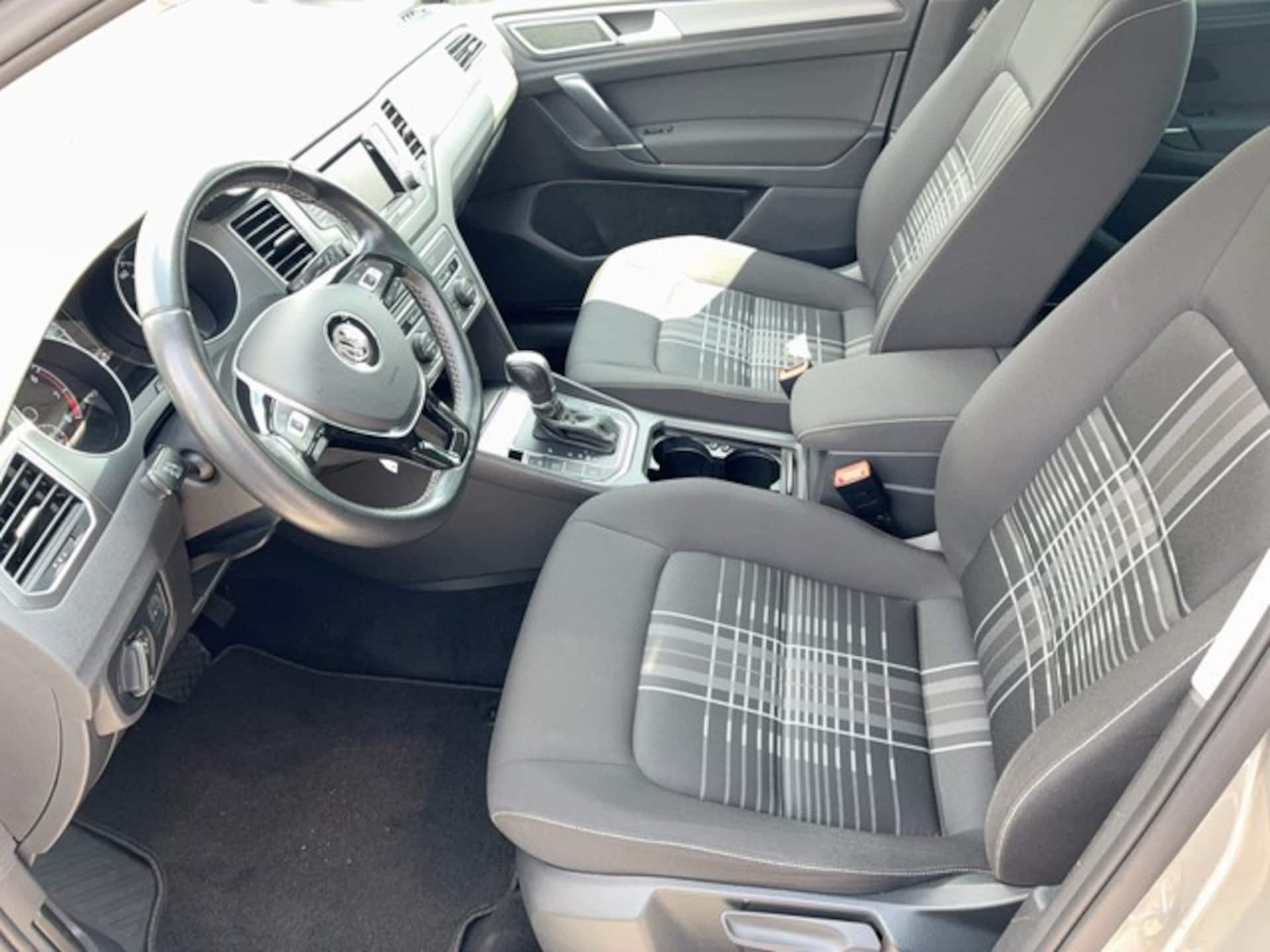 Volkswagen Golf Sportsvan LOUNGE