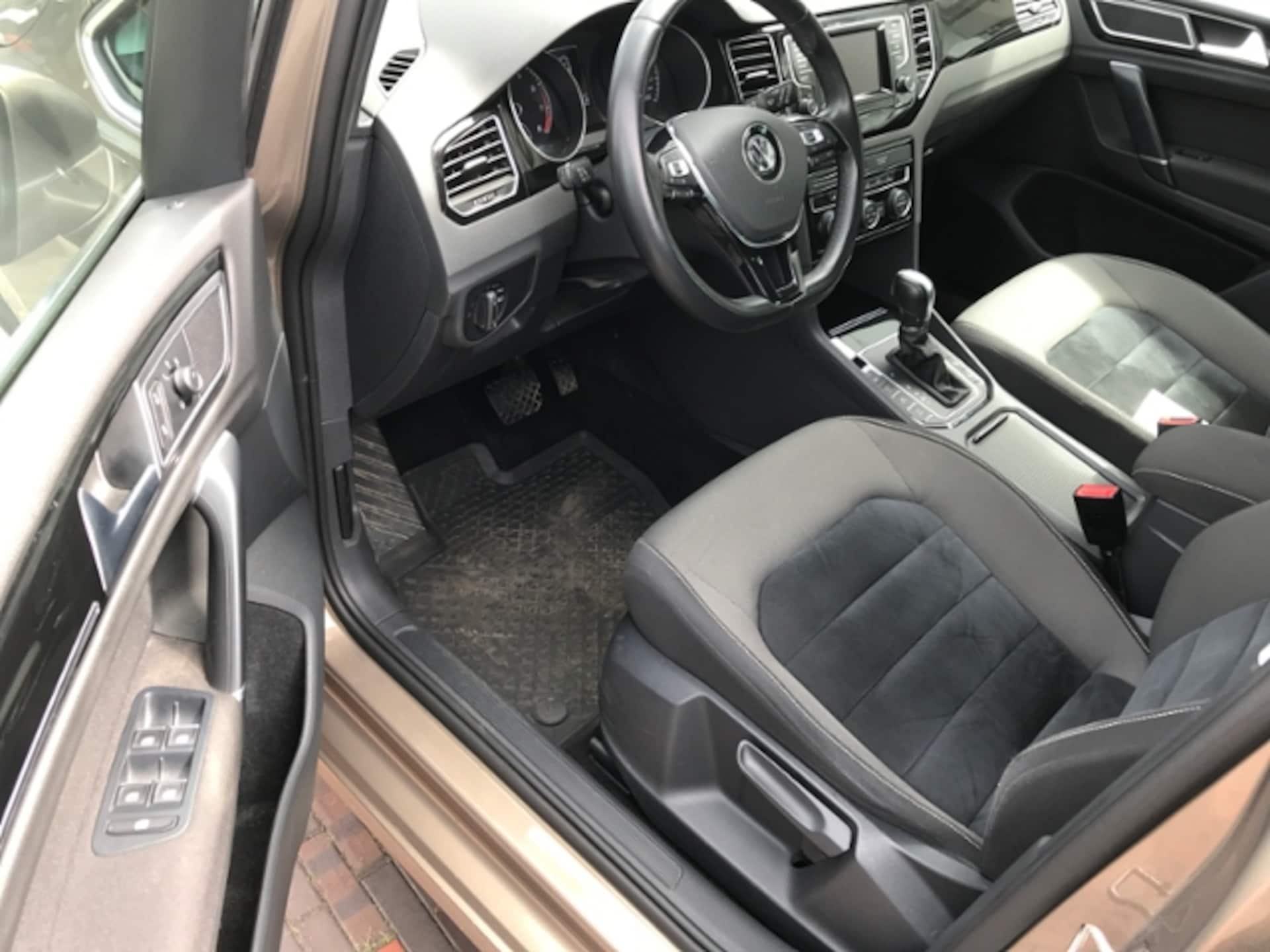 Volkswagen Golf Sportsvan Highline