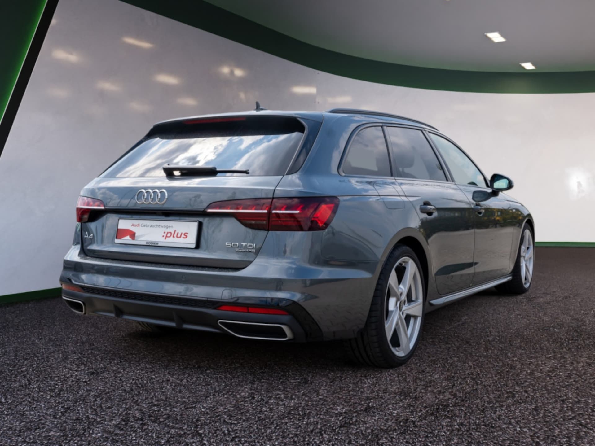 Audi A4 Avant S line