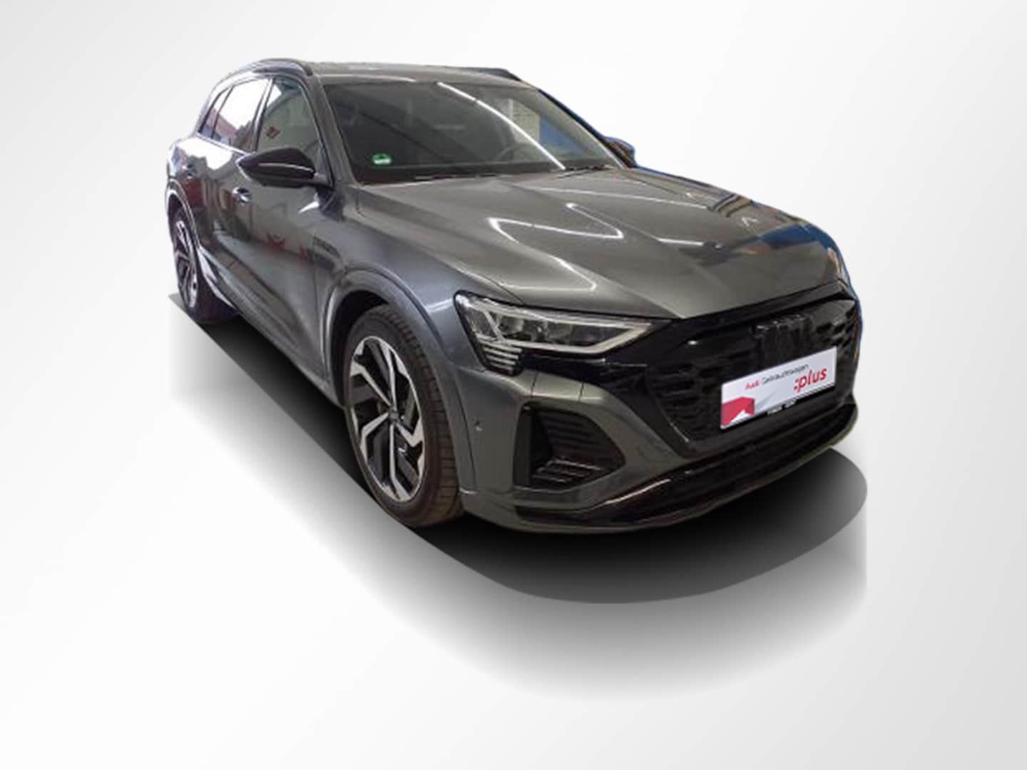Bild über Audi Q8 e-tron S line 50 e-tron quattro - für weitere Informationen kontaktieren Sie den Audi Partner