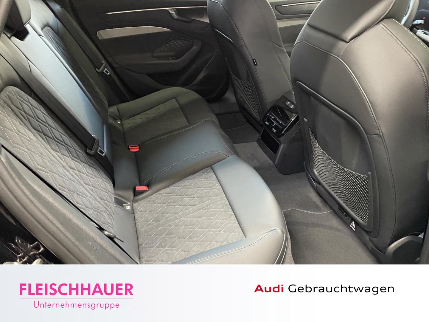 Bild über Audi A6 Avant TDI quattro 220 kW S tronic - für weitere Informationen kontaktieren Sie den Audi Partner