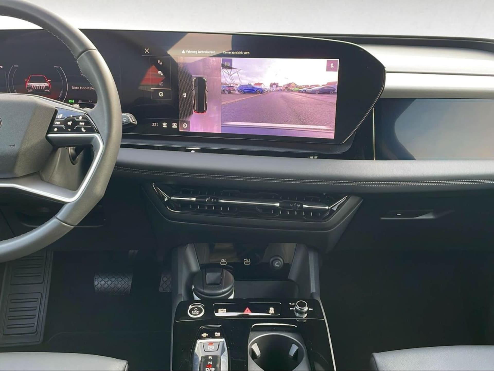 Audi Q6 SUV e-tron