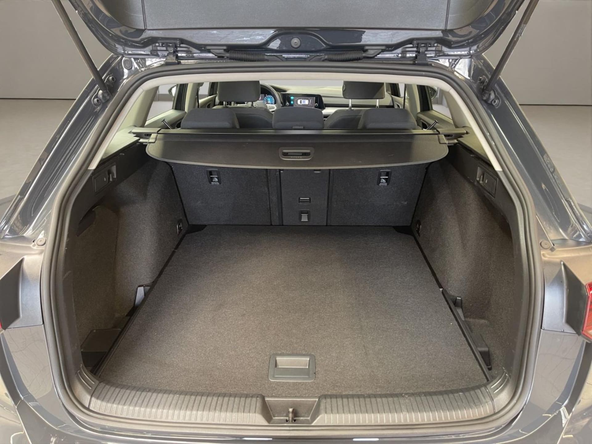 Volkswagen Golf Variant Life