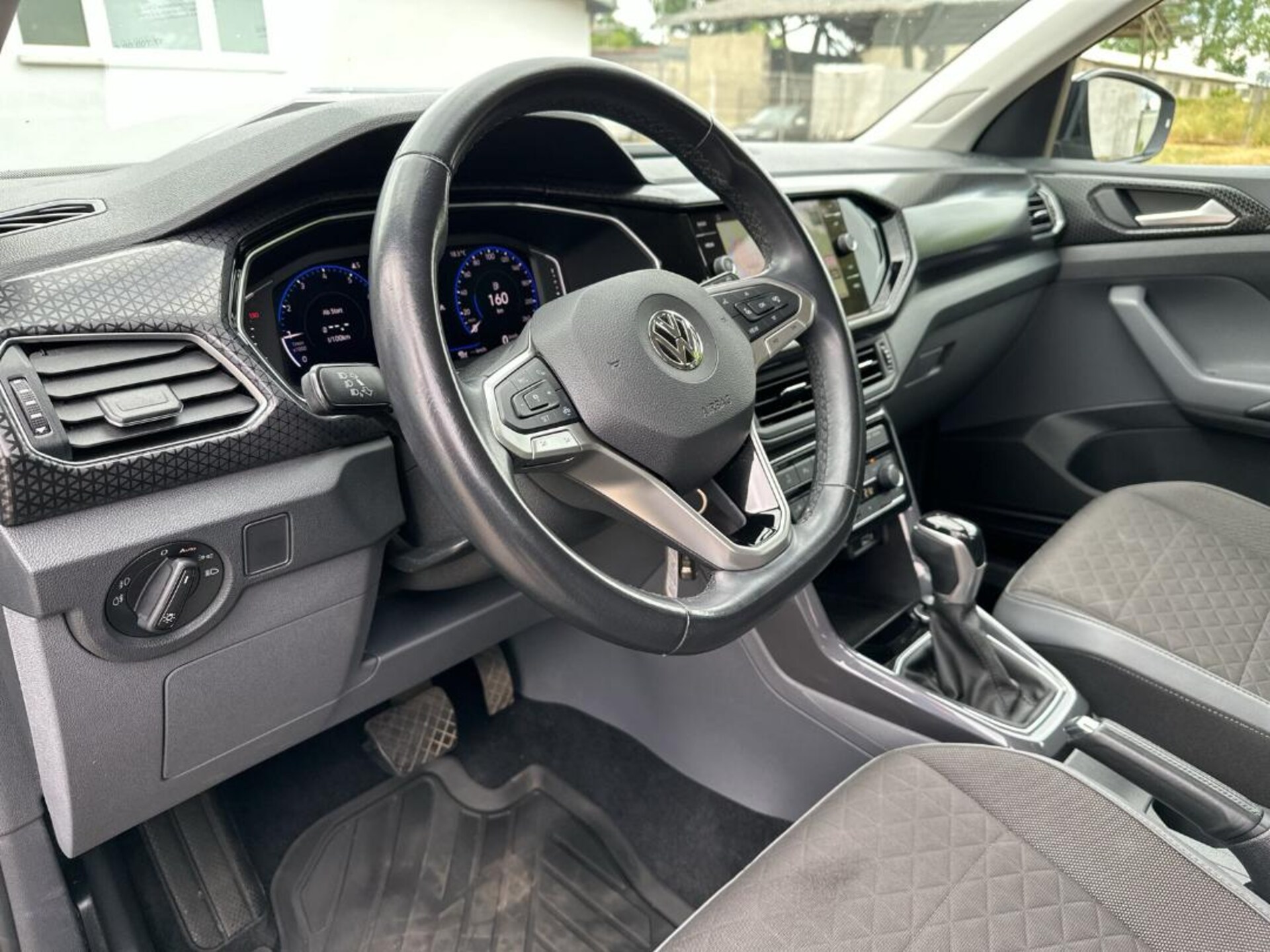 Volkswagen T-Cross Style