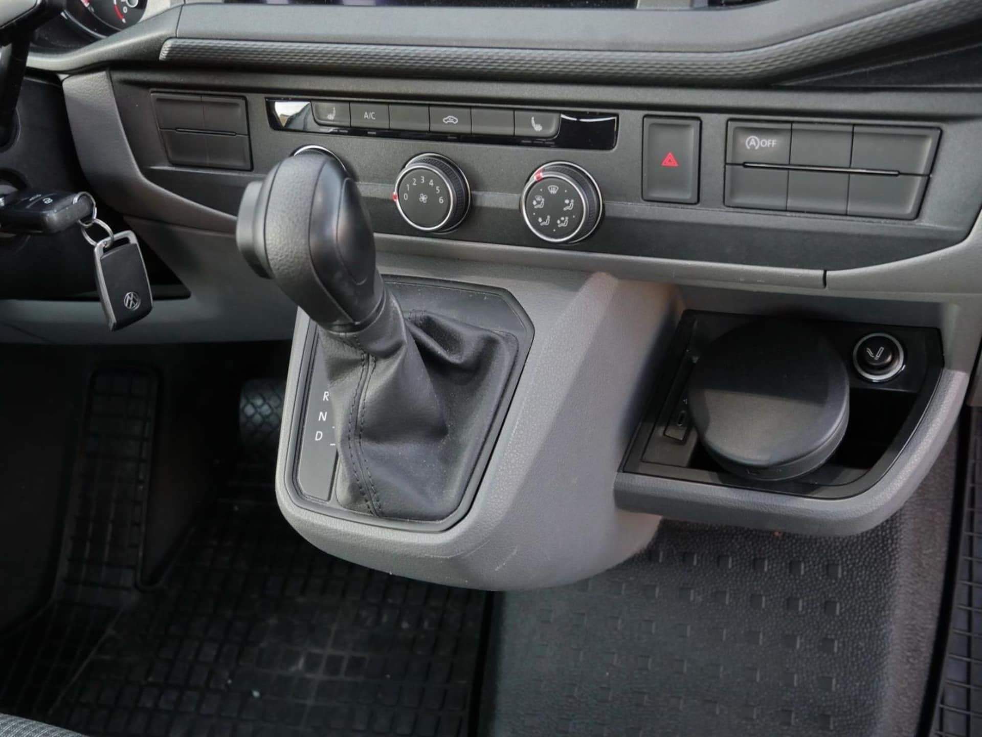 Volkswagen T6.1 Transporter Pritschenwagen Einzelkabine