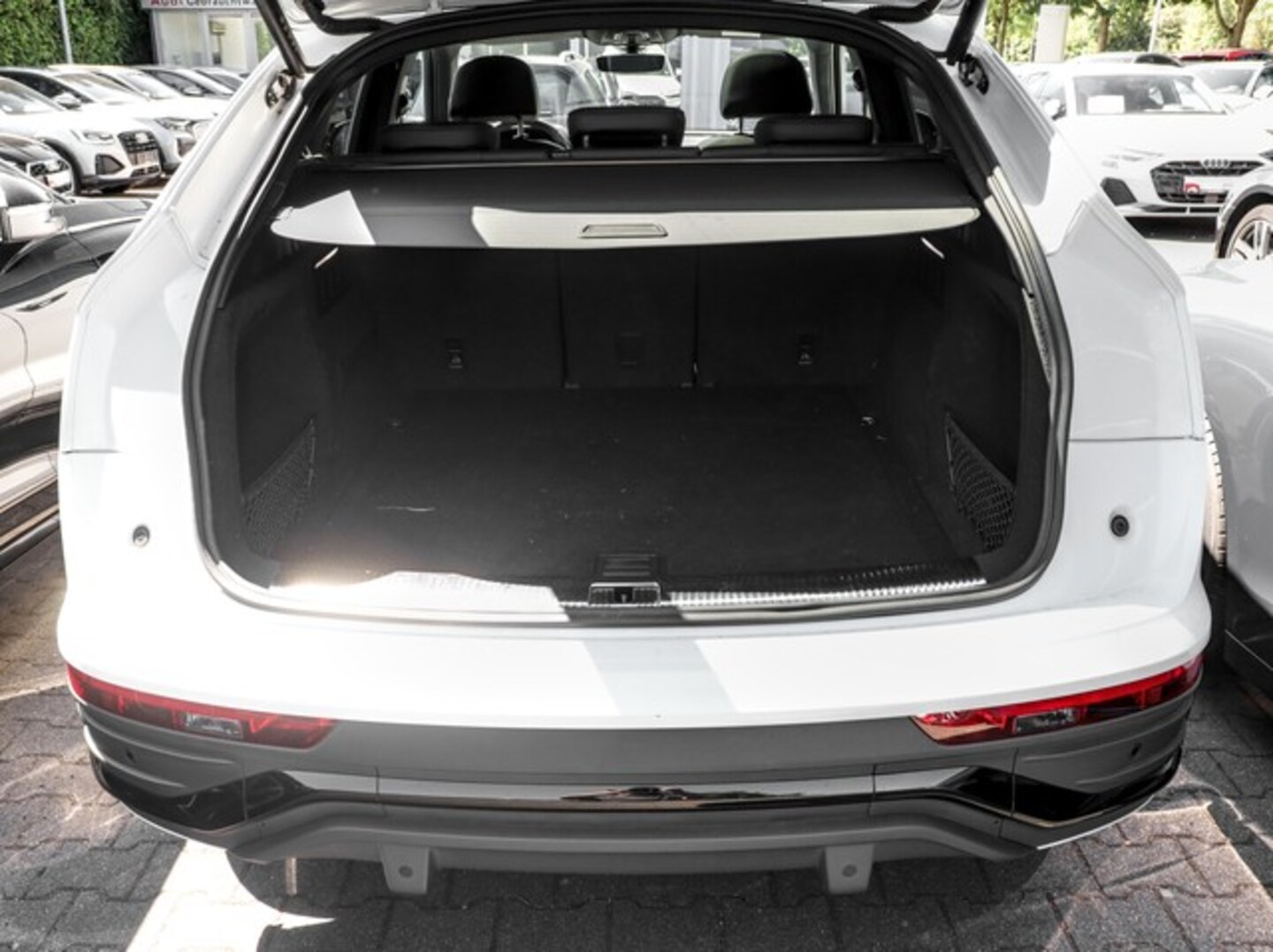 Bild über Audi Q5 Sportback 40 TDI quattro S tronic - für weitere Informationen kontaktieren Sie den Audi Partner