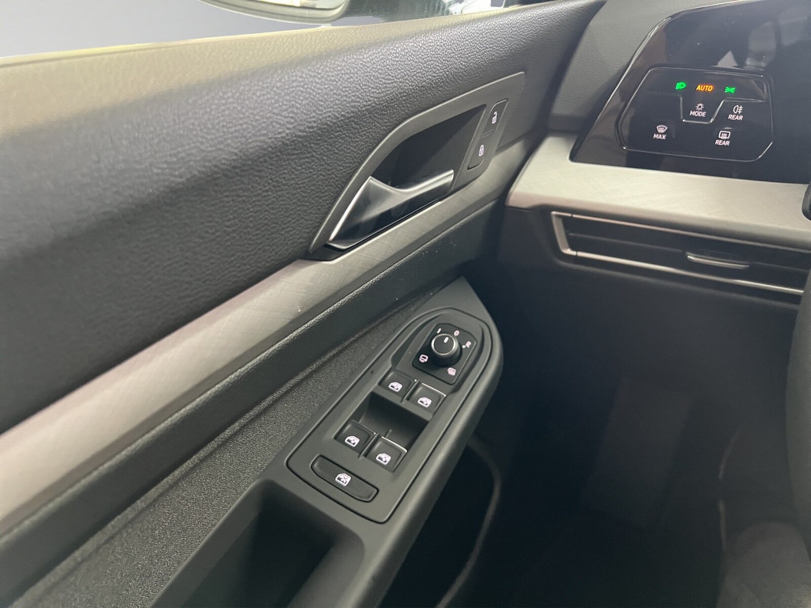 Volkswagen Golf Variant – Bild 13
