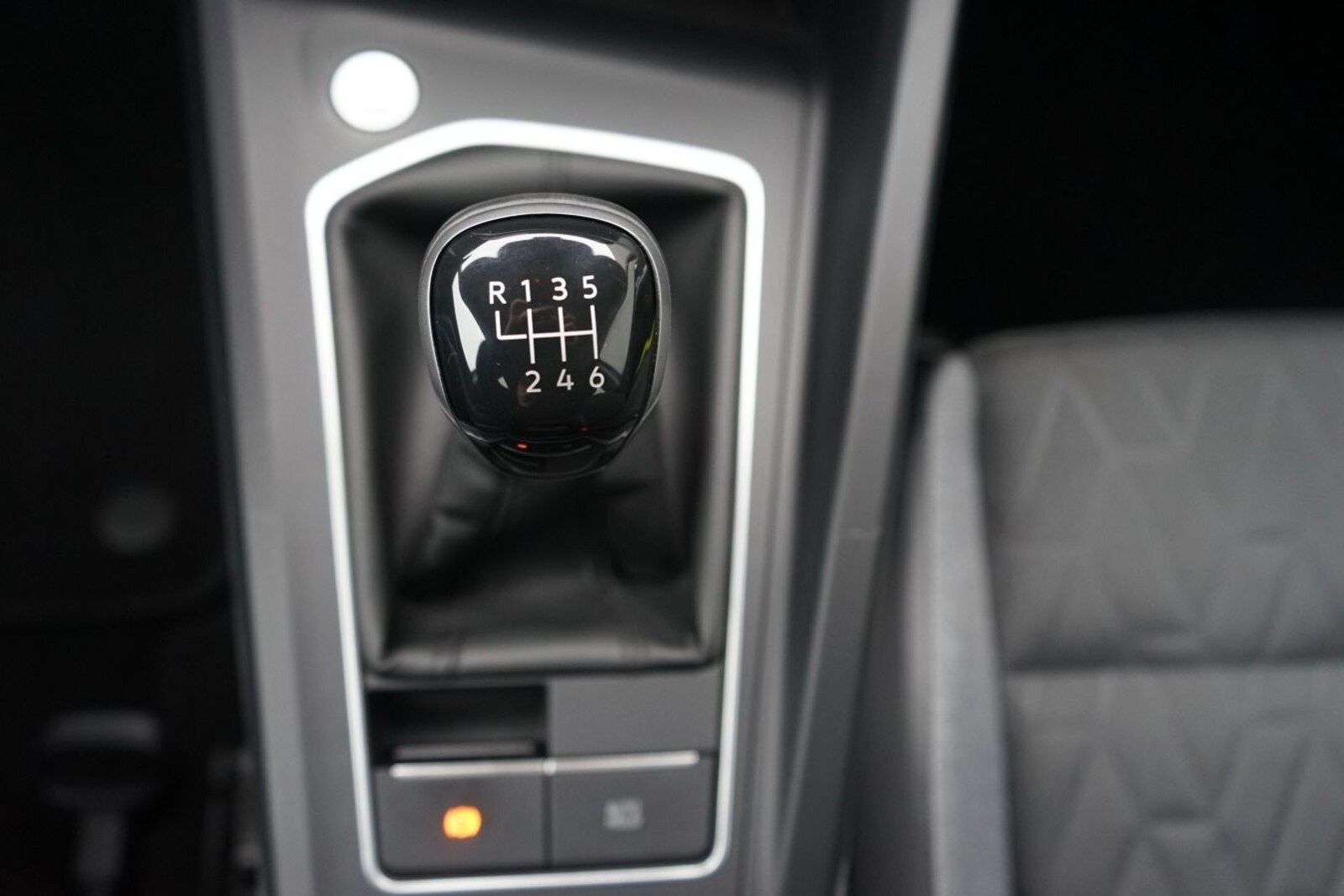 Volkswagen Golf Variant – Bild 13
