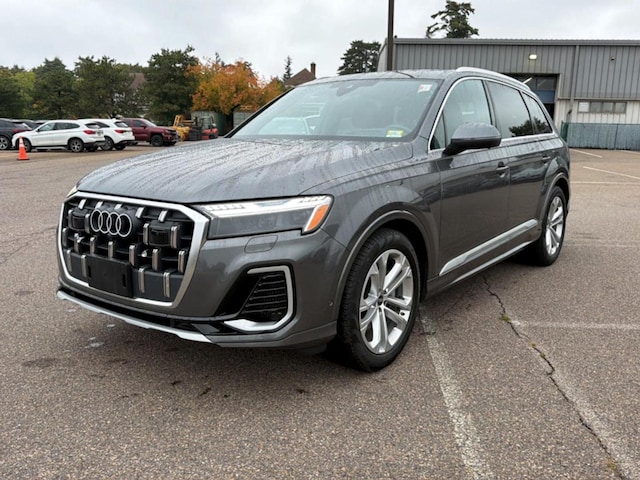 Photo of 2025 Audi Q7