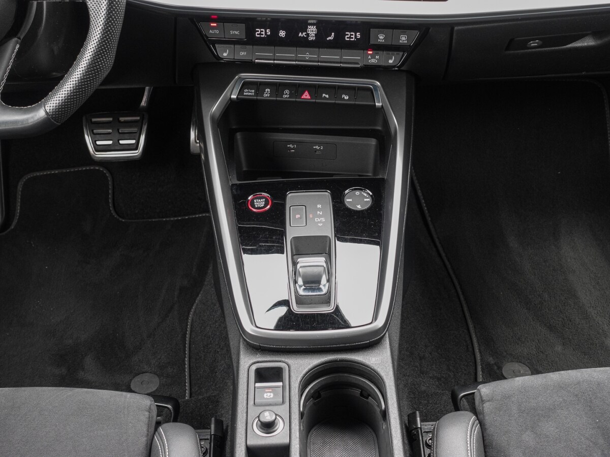Image about Audi S3 Limousine TFSI quattro S tronic