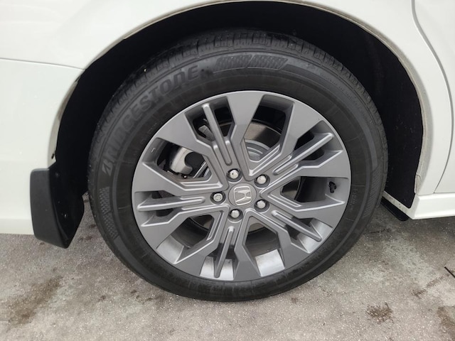 2025 Honda Odyssey Touring - Photo 27