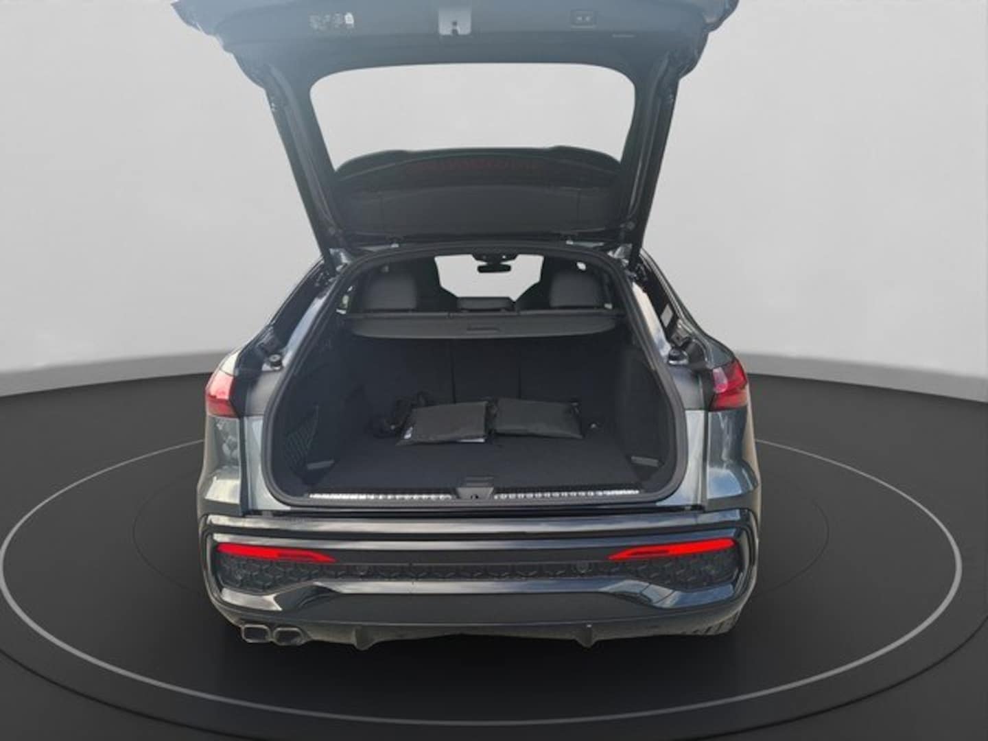 Bild über Audi Q5 Sportback TDI quattro 150 kW S tronic - für weitere Informationen kontaktieren Sie den Audi Partner