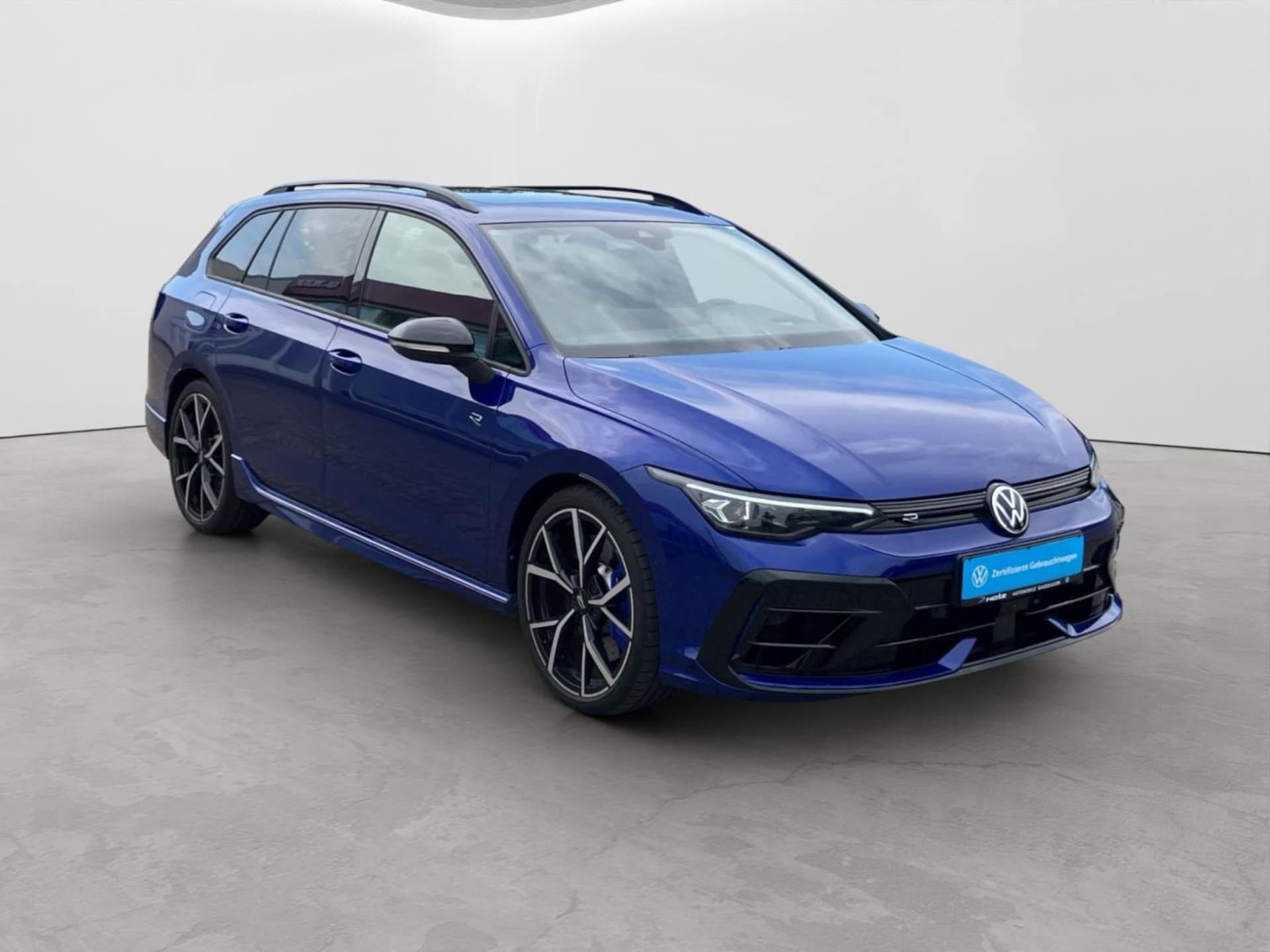 Volkswagen Golf Variant R
