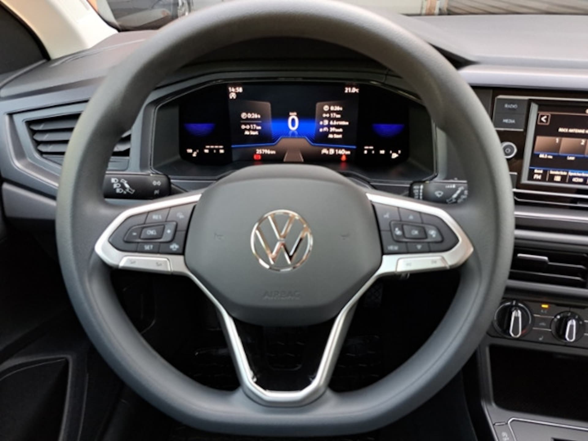 Volkswagen Polo Basis-Modell