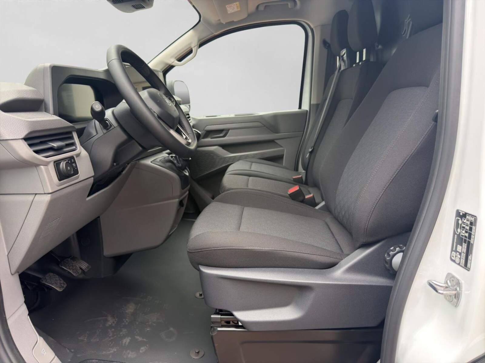 Volkswagen Transporter Kasten kurzer Radstand – Bild 4