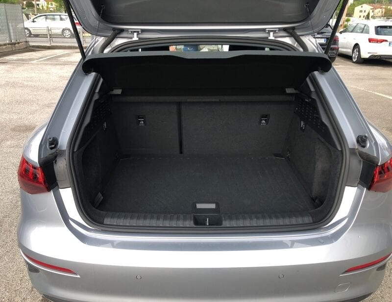 Image about Audi A3 Sportback Business 30 TDI 85 kW (116 PS) 6-marce