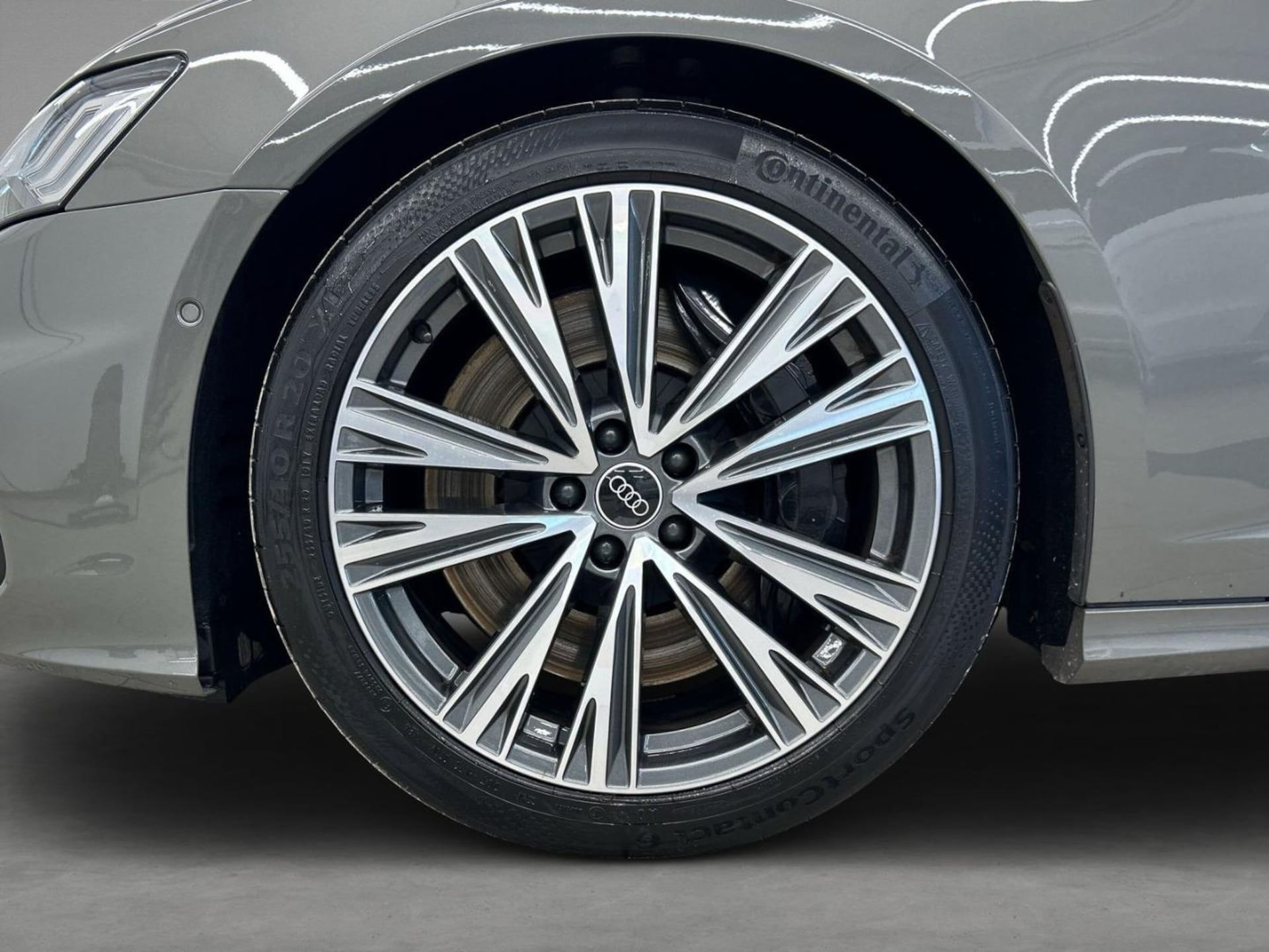 Audi S6 Avant