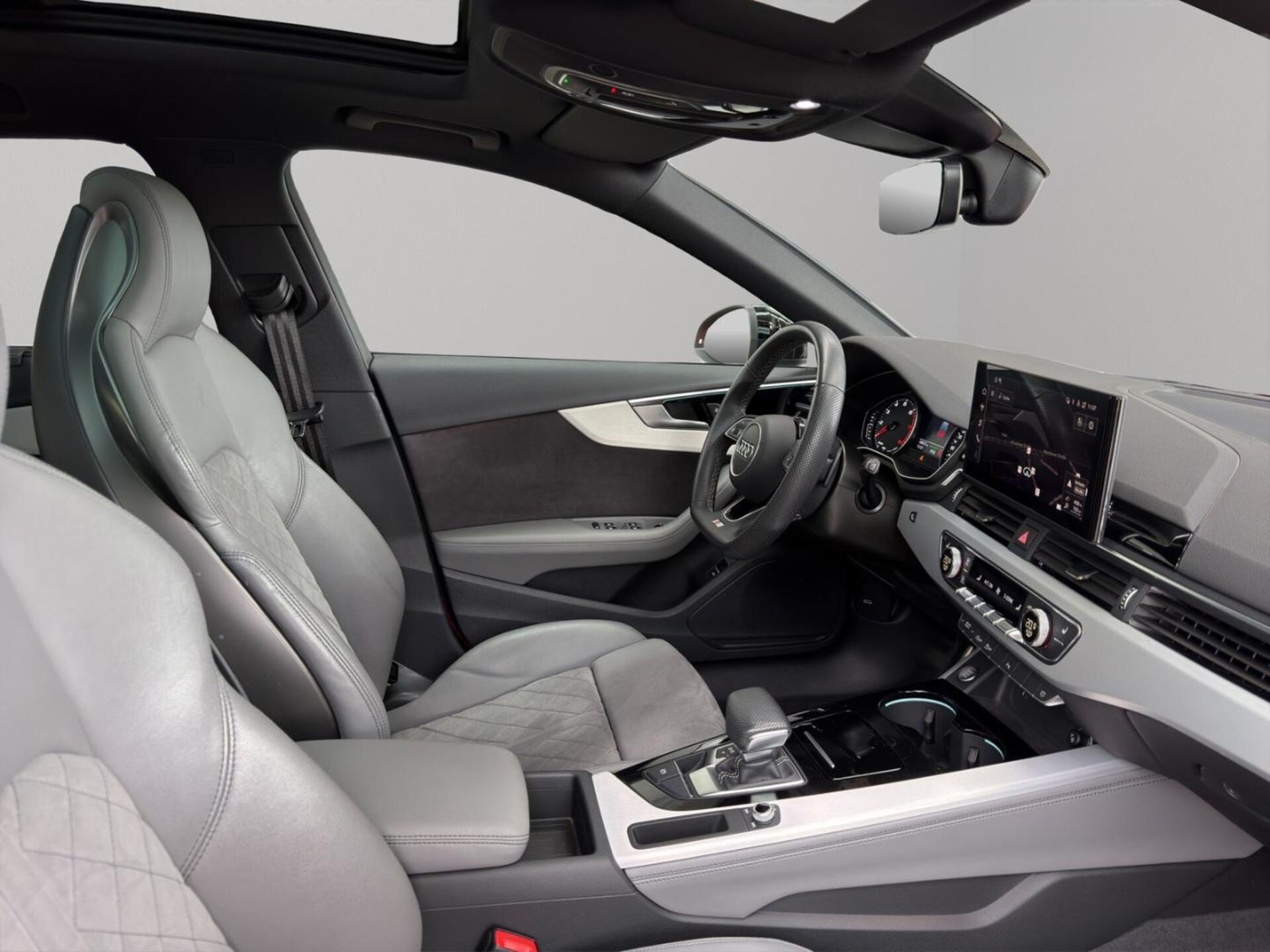 Audi A4 Avant S line