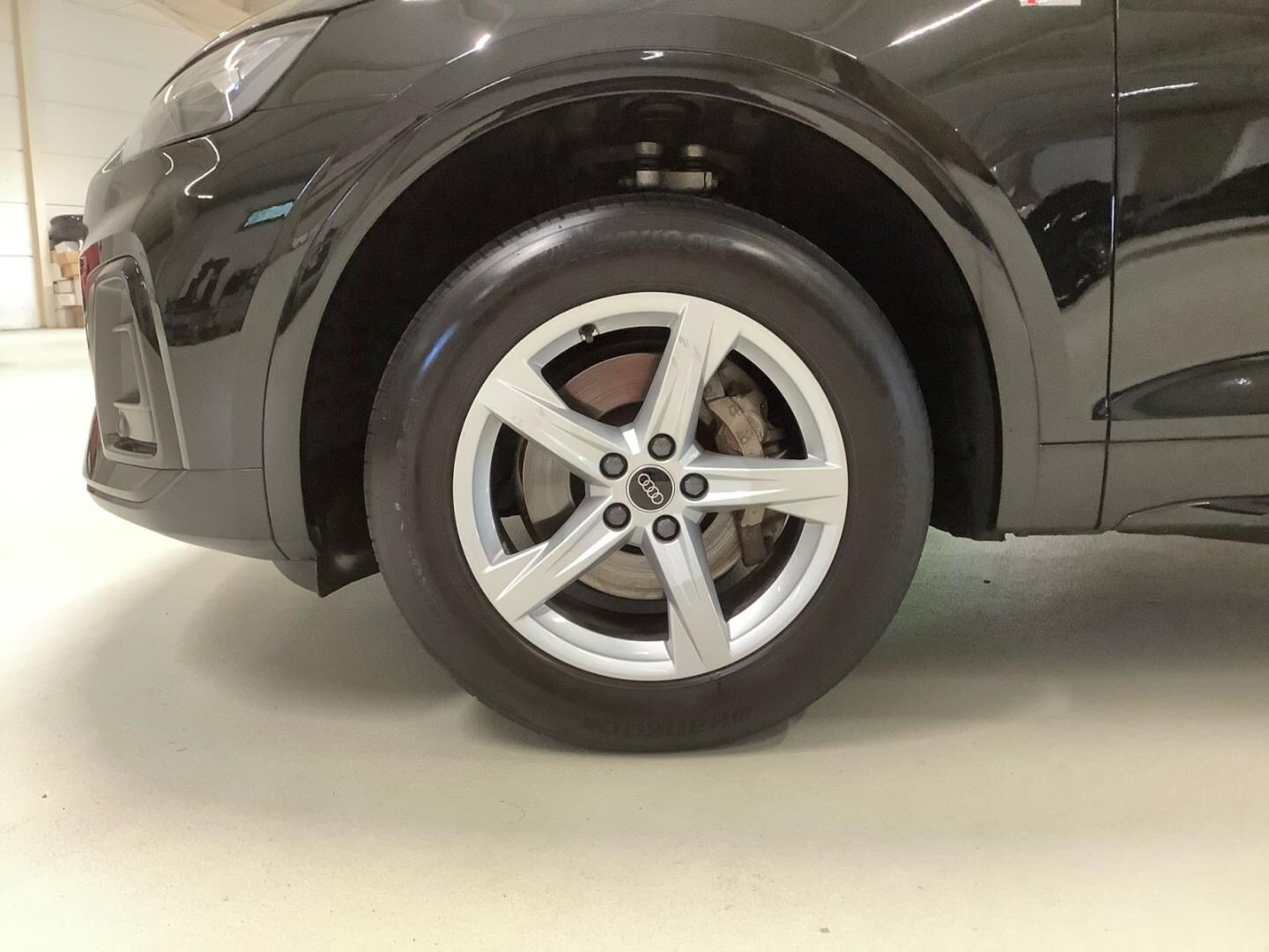 Bild über Audi Q5 40 TFSI quattro S tronic - für weitere Informationen kontaktieren Sie den Audi Partner