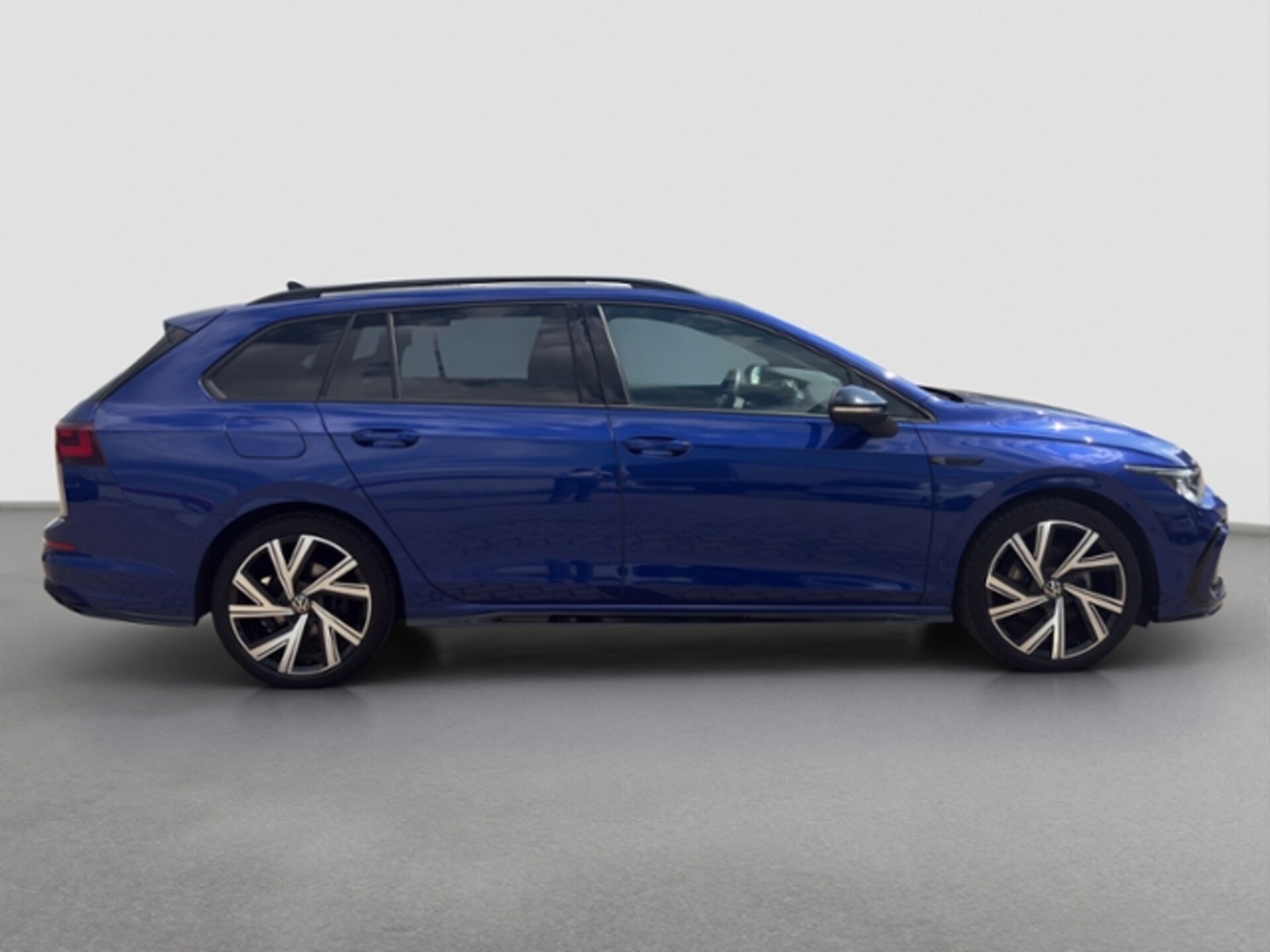 Volkswagen Golf Variant R-Line