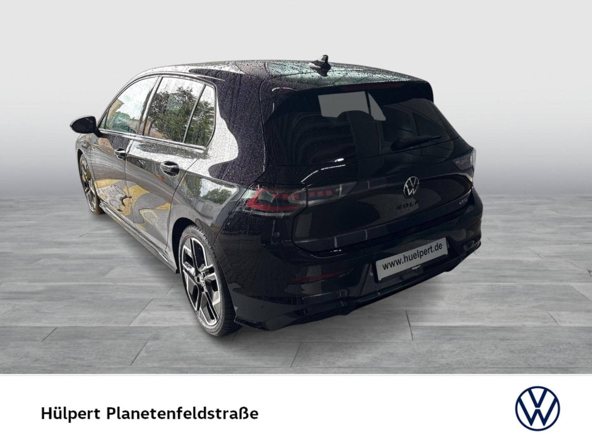 Volkswagen Golf R-Line