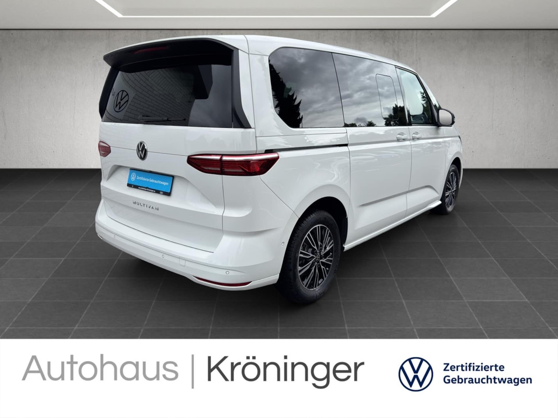 Volkswagen Multivan Basis-Modell