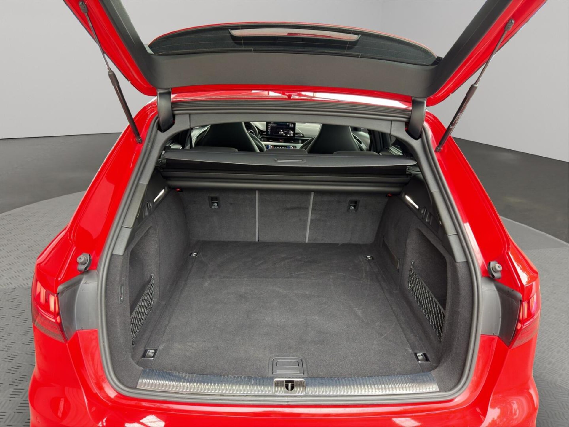 Audi A4 Avant S line