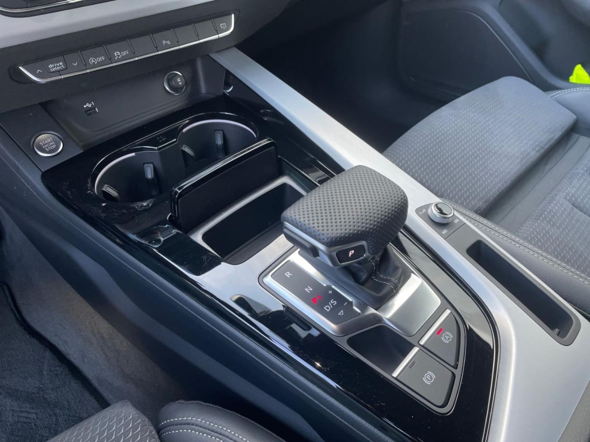 Audi A4 Avant S line