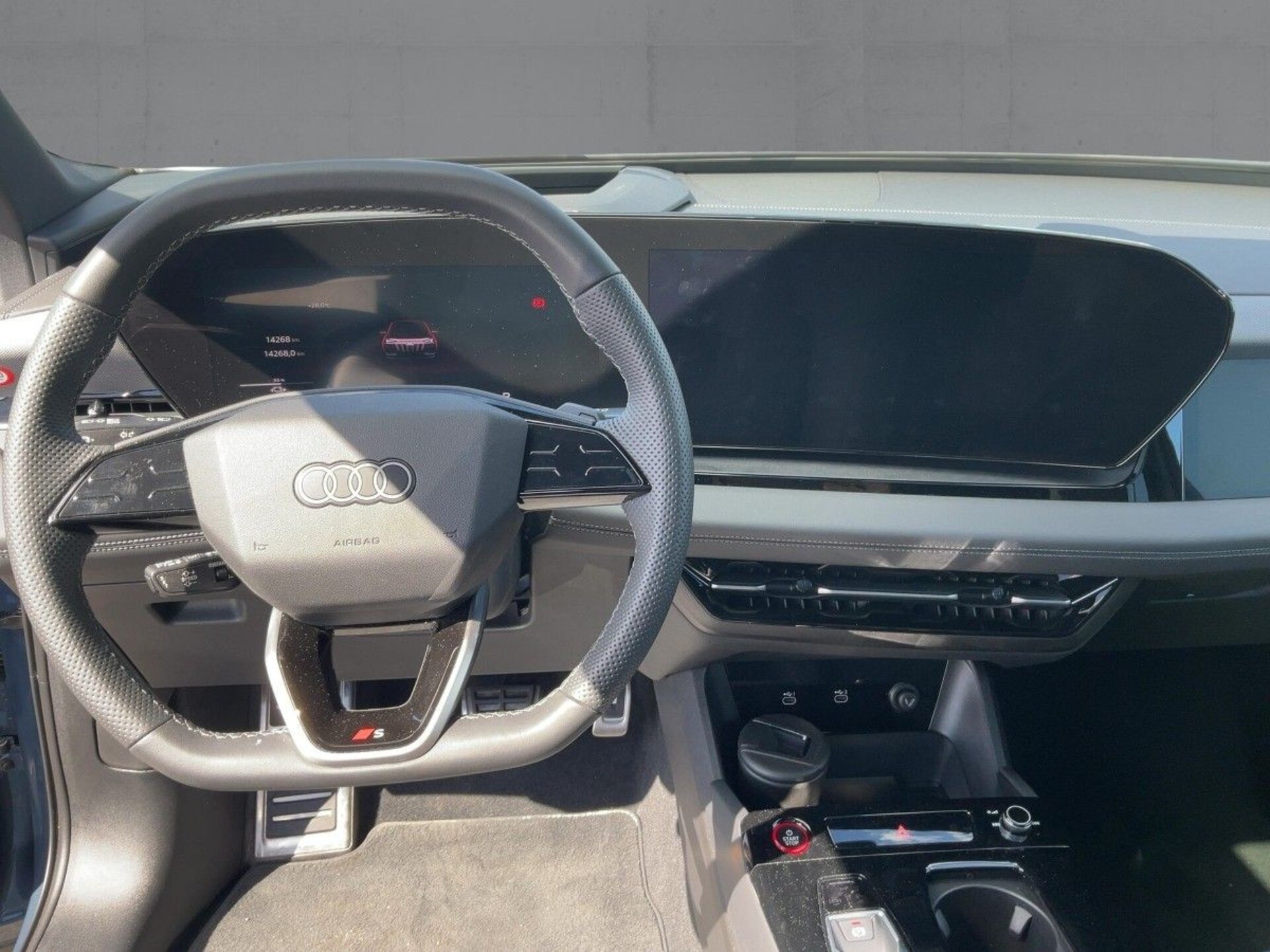 Audi SQ6 SUV e-tron