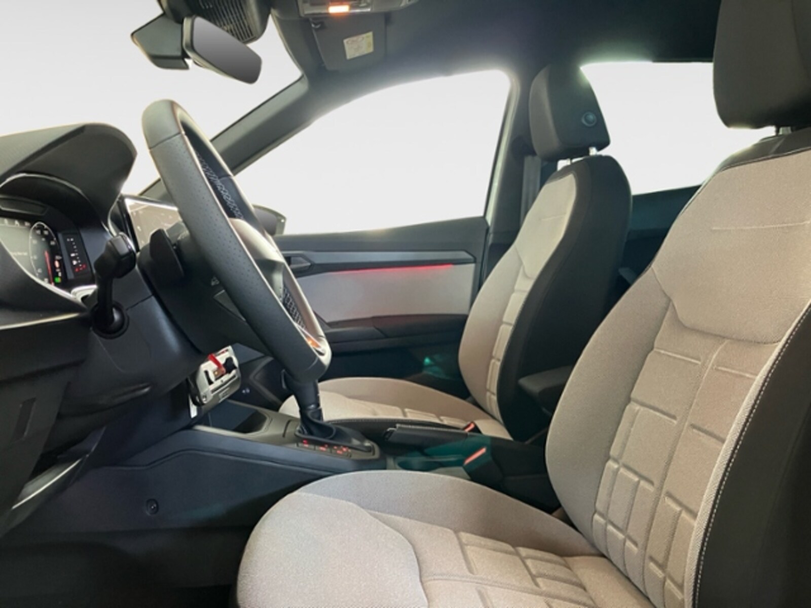 SEAT Arona – Bild 7