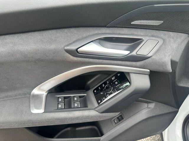2026 Audi SQ5 Premium Plus - Photo 6