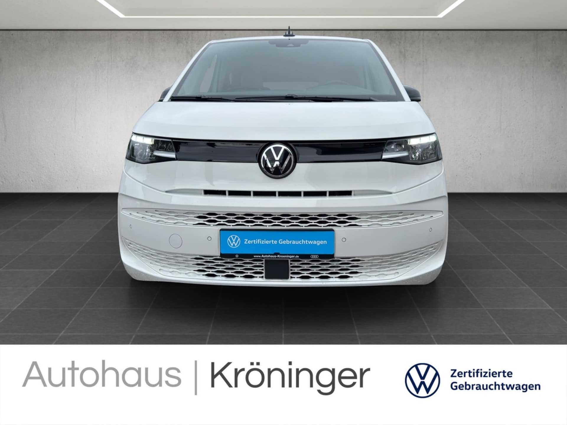 Volkswagen Multivan Basis-Modell
