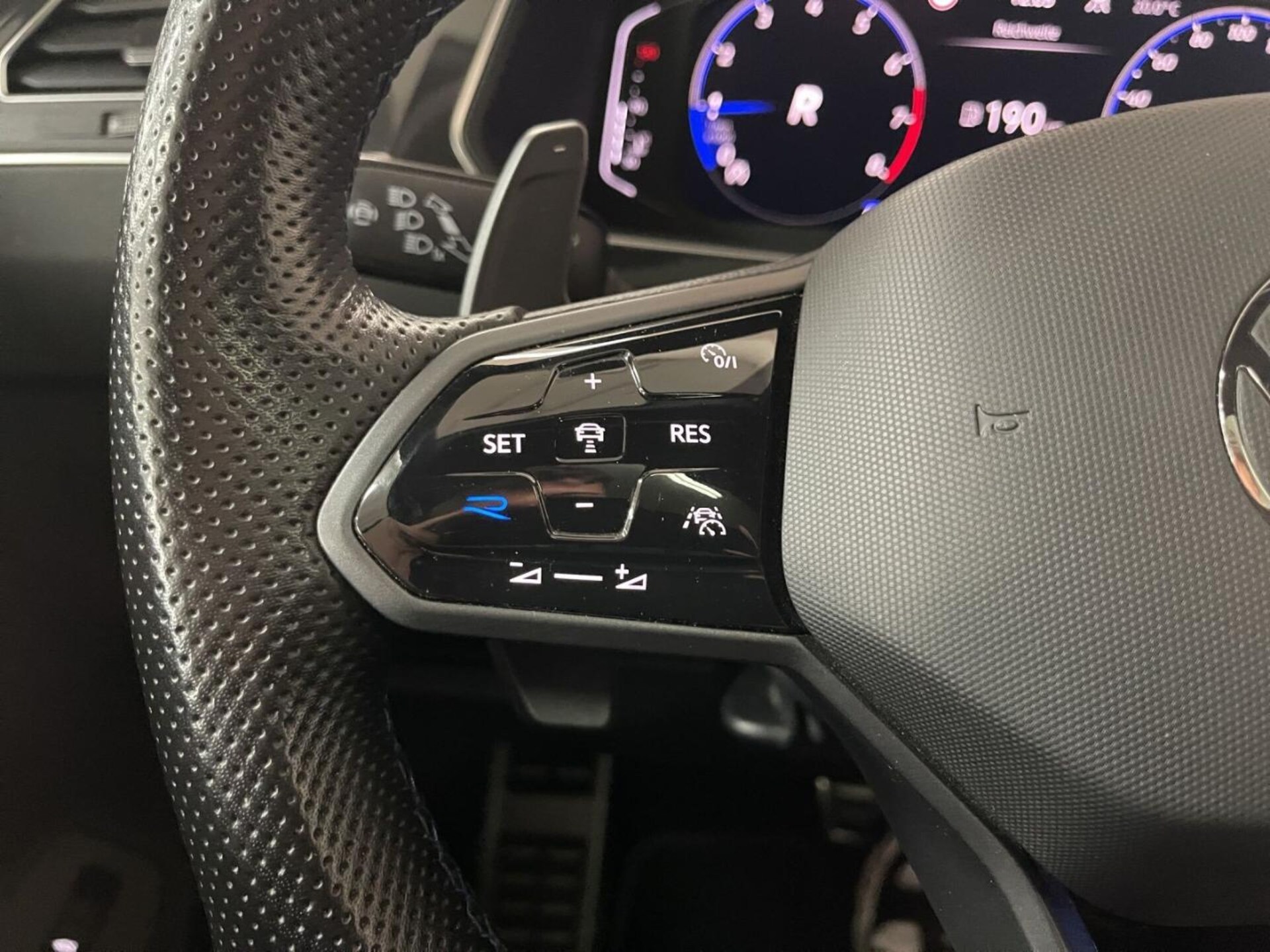 Volkswagen Tiguan R