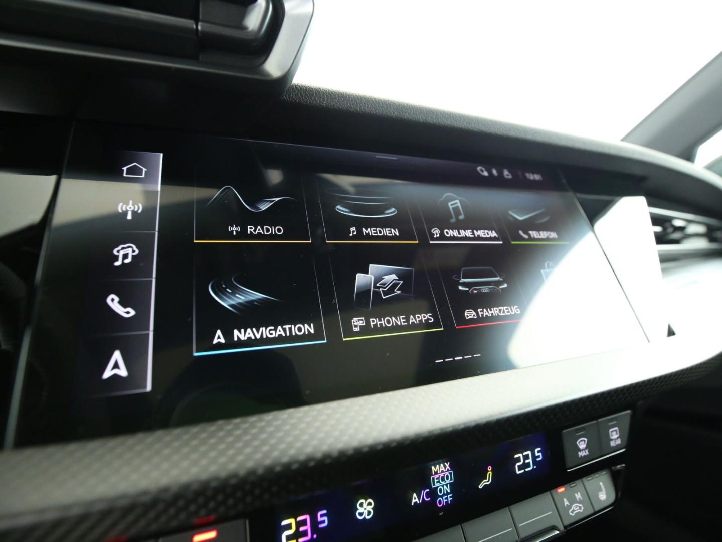 Image about Audi RS 3 Limousine TFSI quattro S tronic