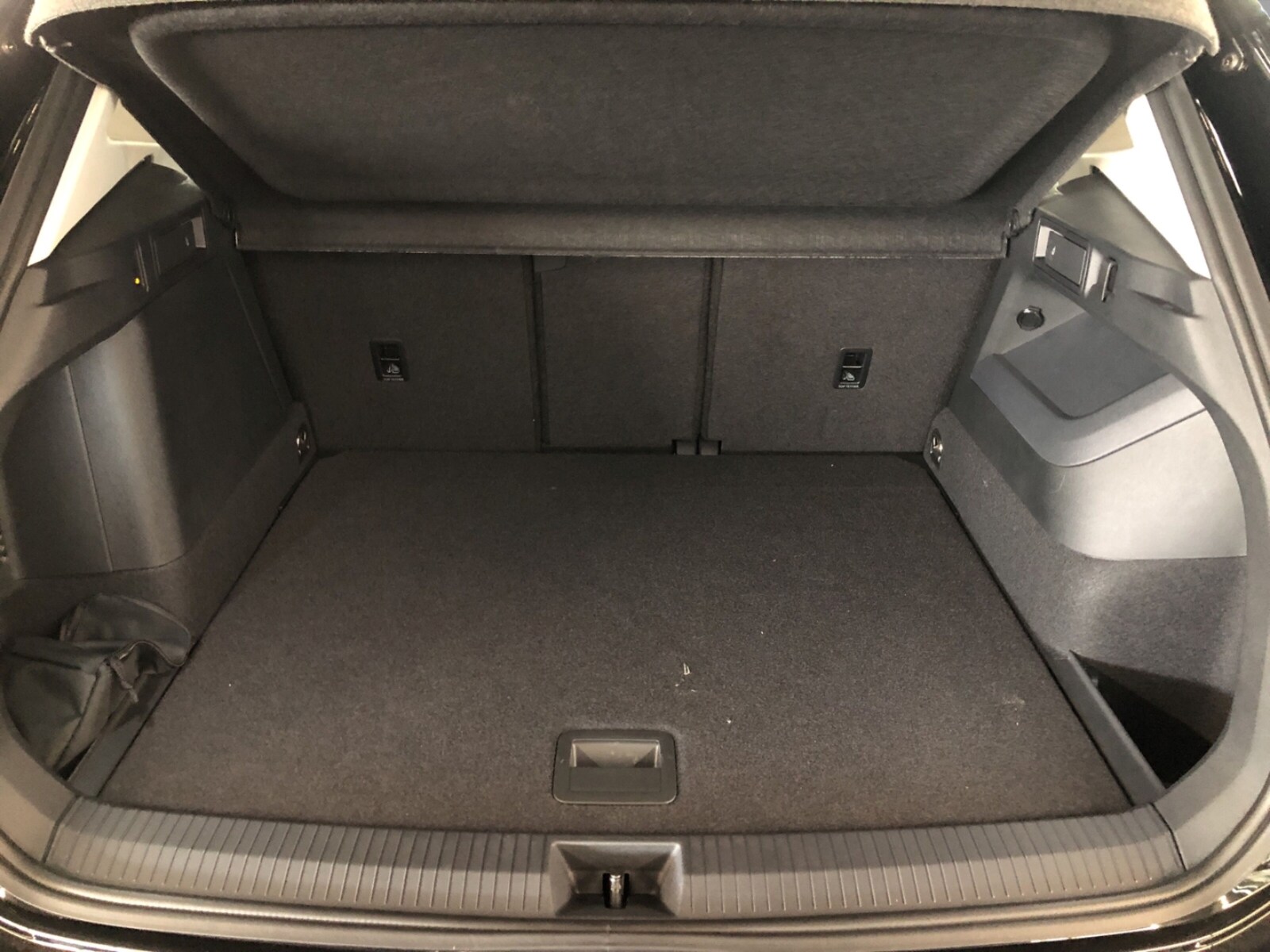 Volkswagen Tiguan – Bild 11