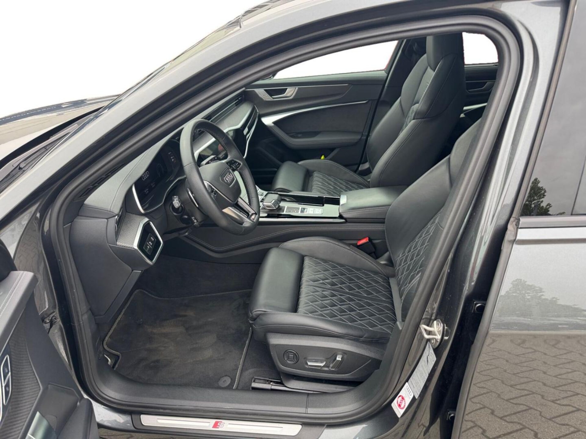 Audi S6 Avant