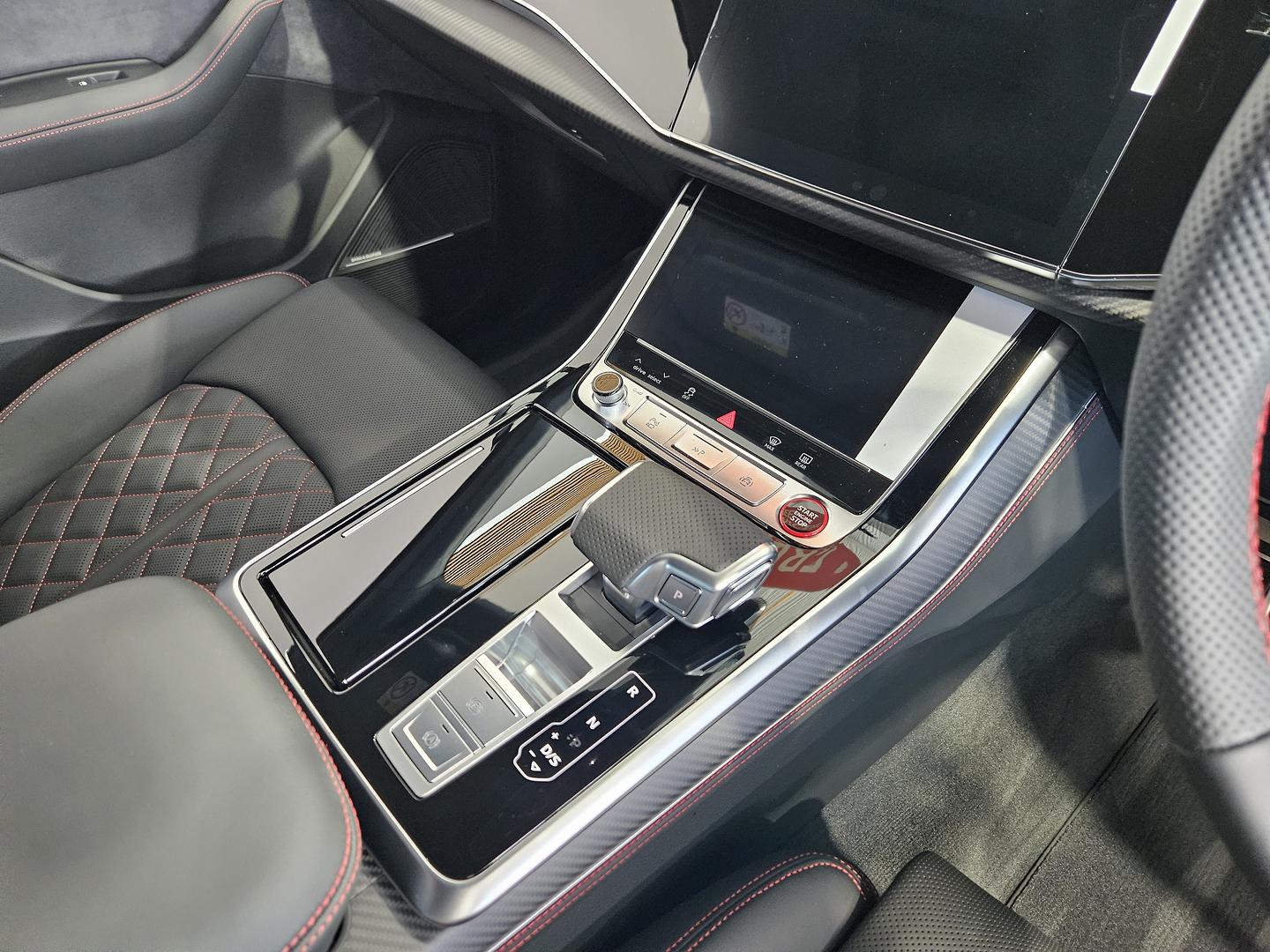 Image about Audi SQ7 SUV TFSI quattro tiptronic