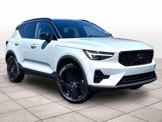2026 Volvo XC40