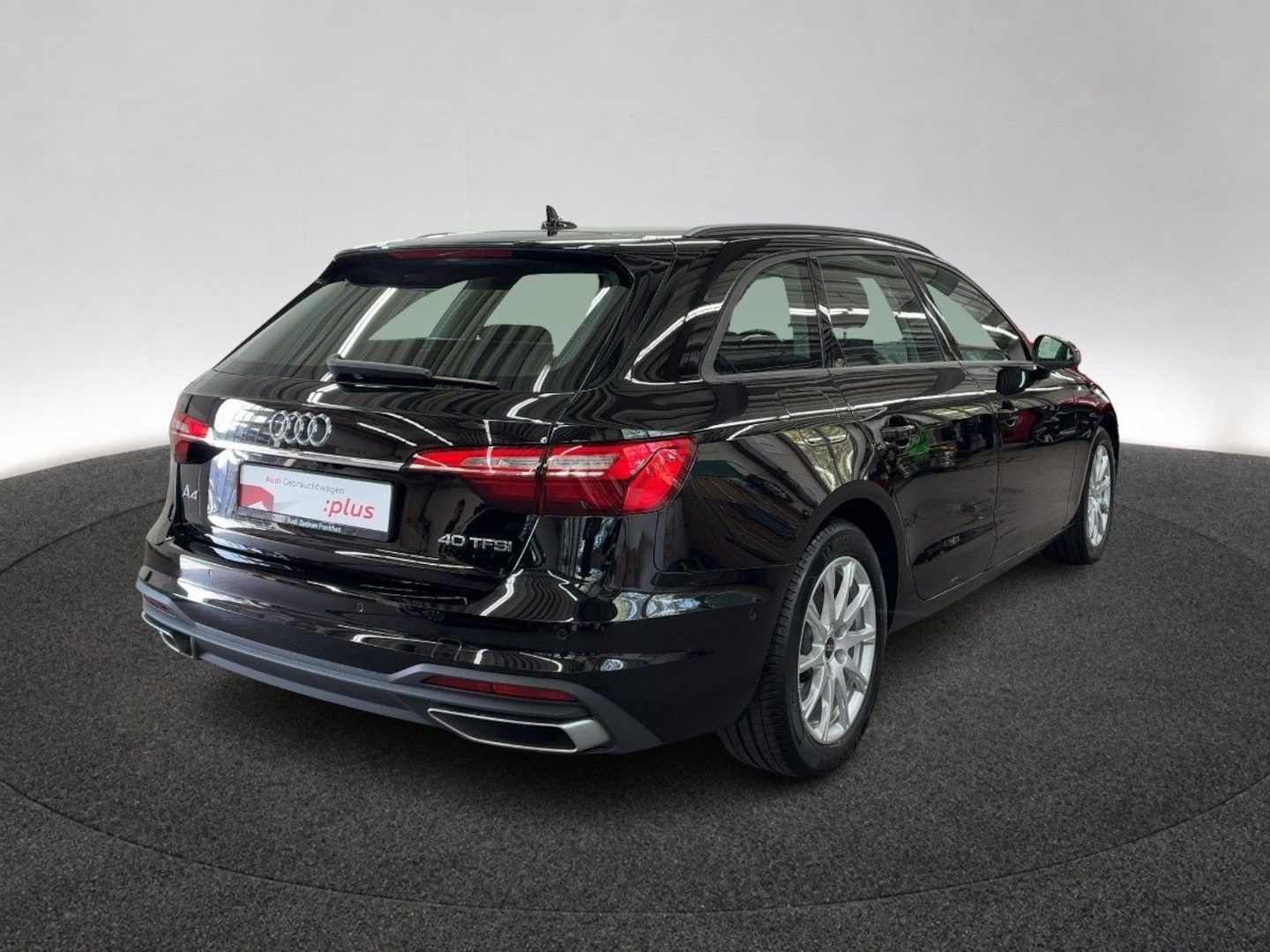 Bild über Audi A4 Avant 40 TFSI S tronic - für weitere Informationen kontaktieren Sie den Audi Partner