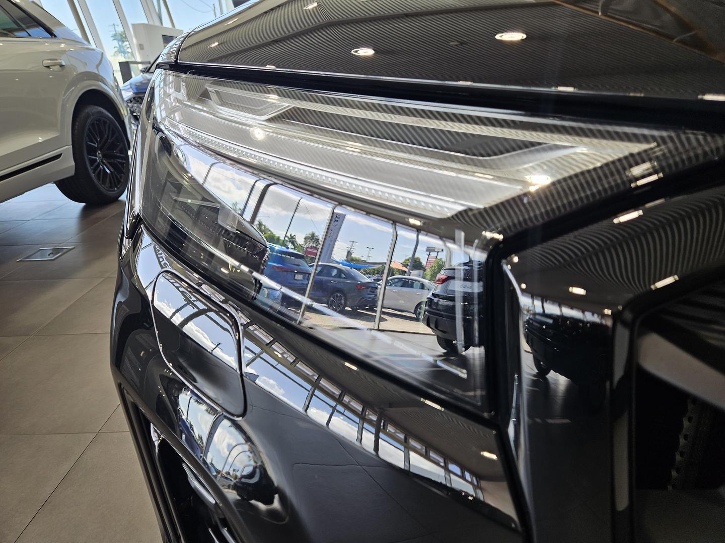 Image about Audi SQ7 SUV TFSI quattro tiptronic