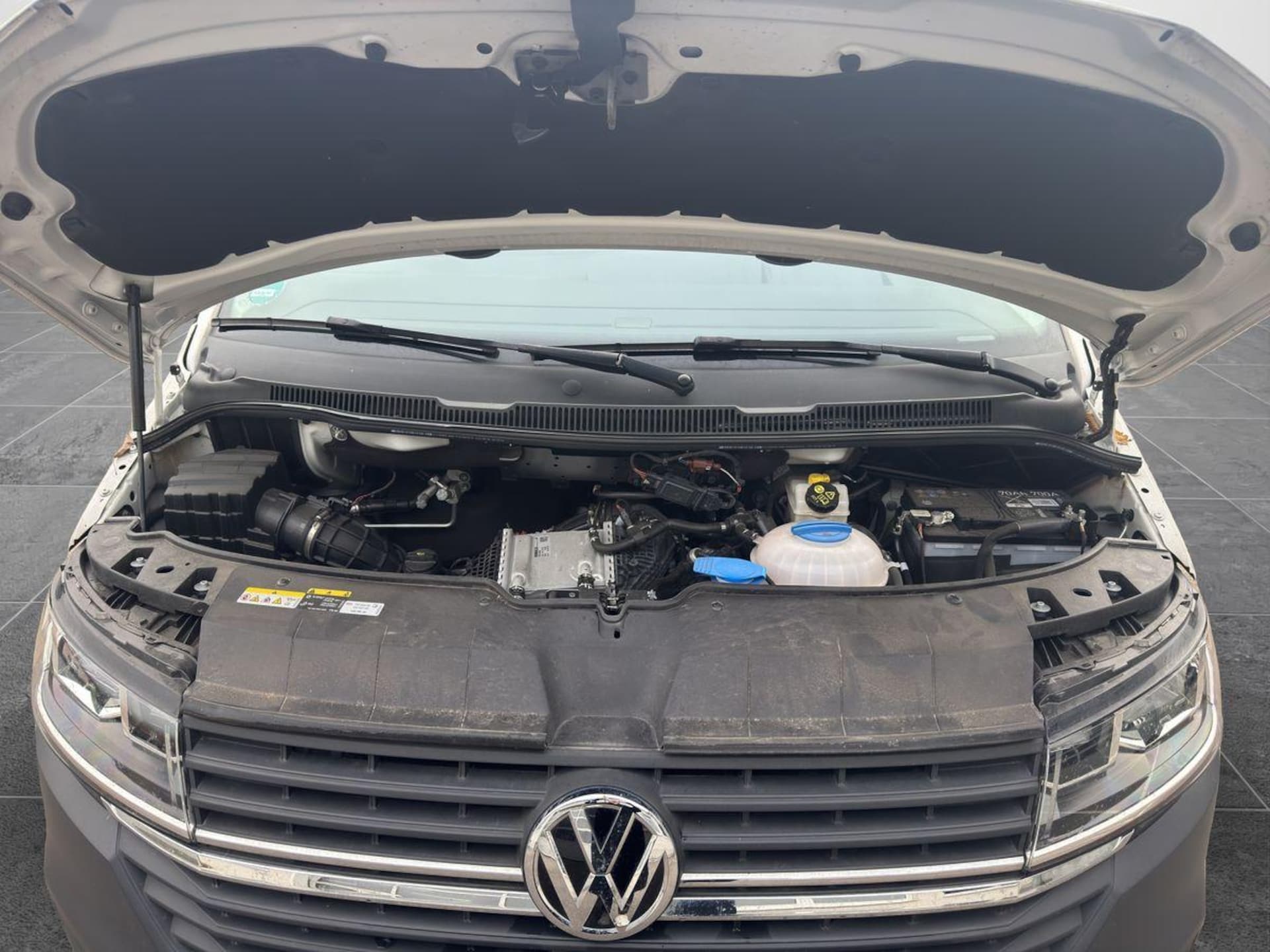 Volkswagen T6.1 Transporter Kasten kurzer Radstand