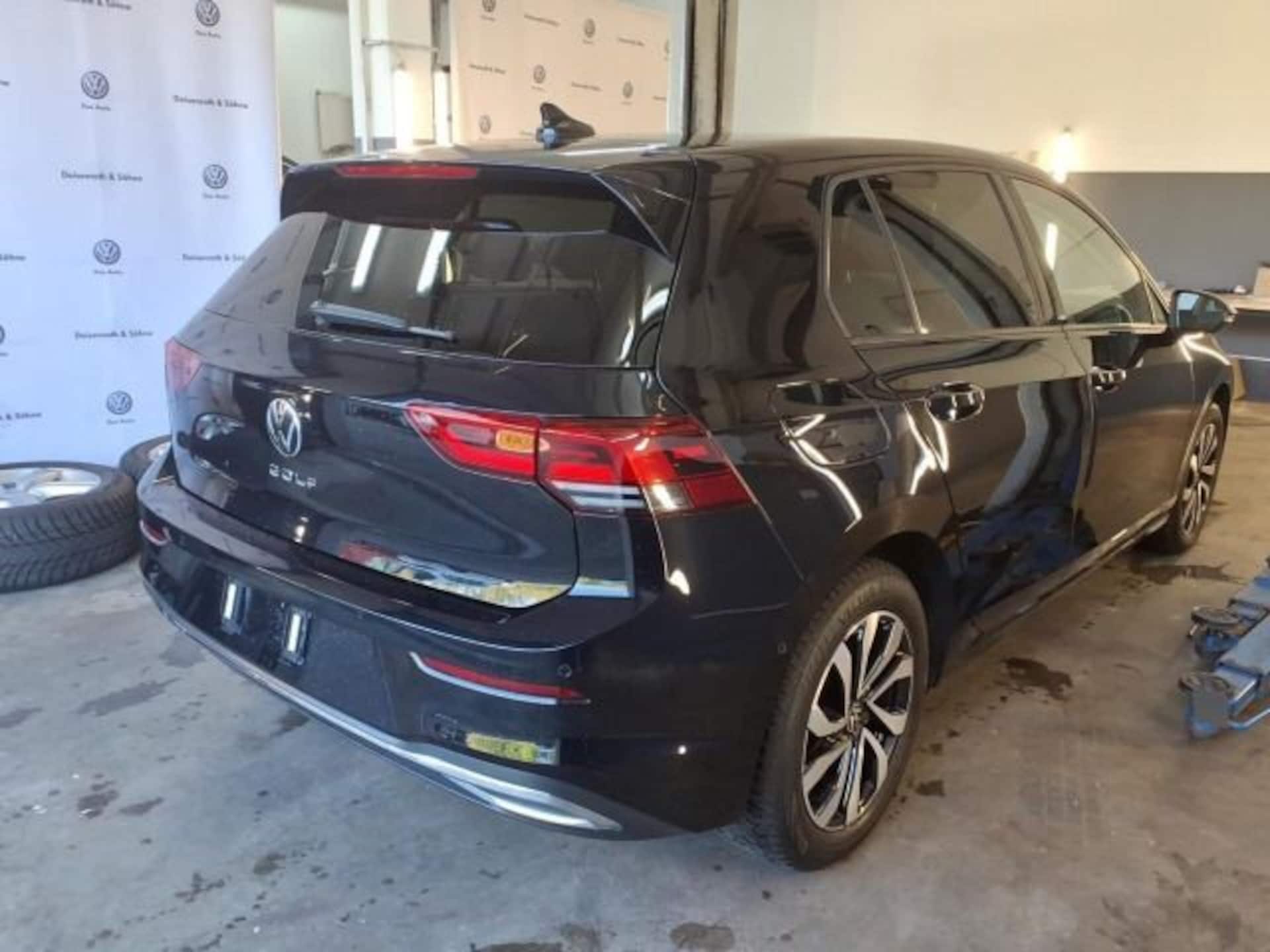Volkswagen Golf Active