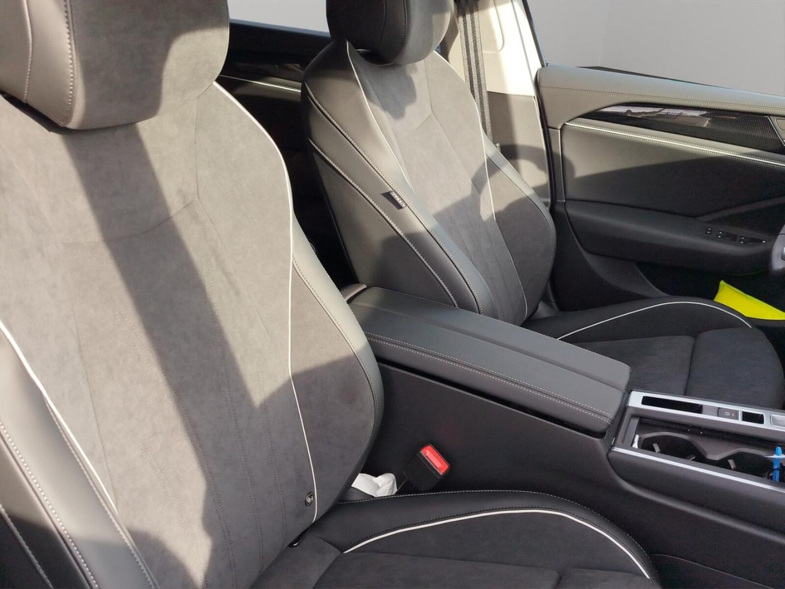 Volkswagen Passat – Bild 17