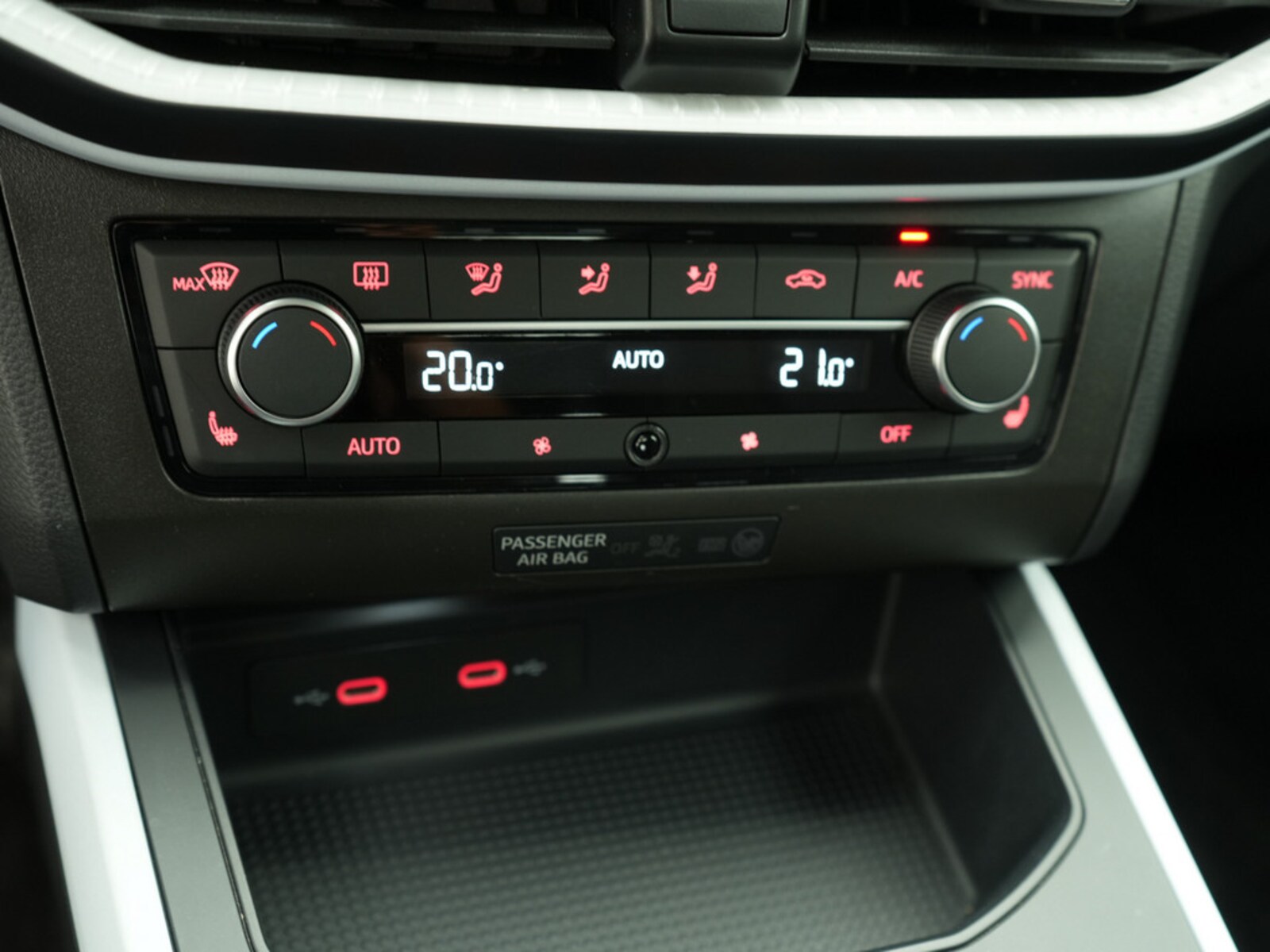 SEAT Arona – Bild 13