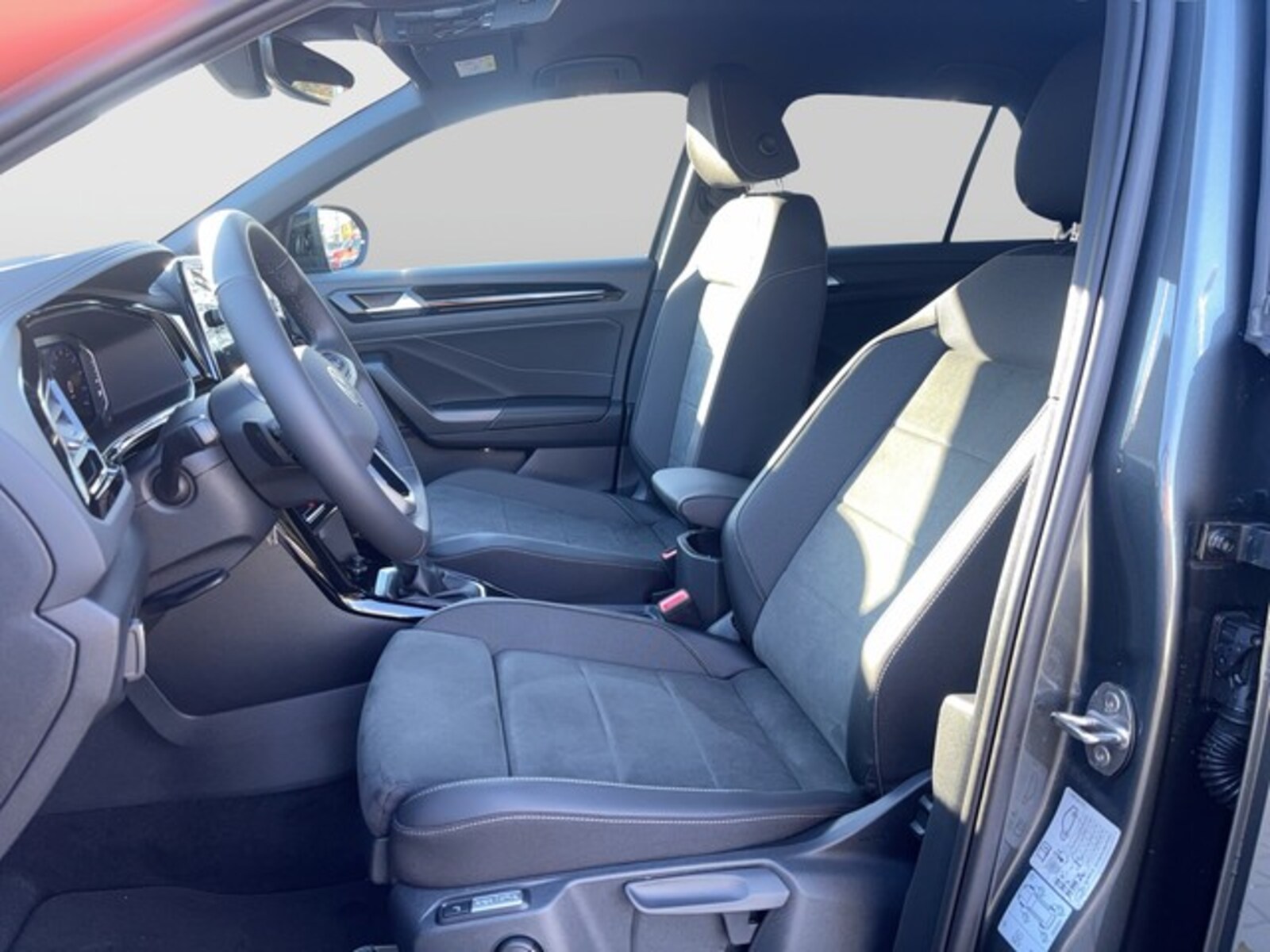Volkswagen T-Roc – Bild 8