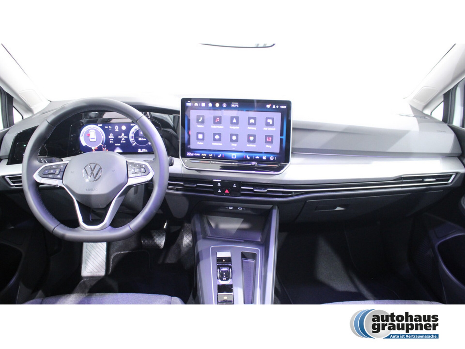 Volkswagen Golf Variant Life